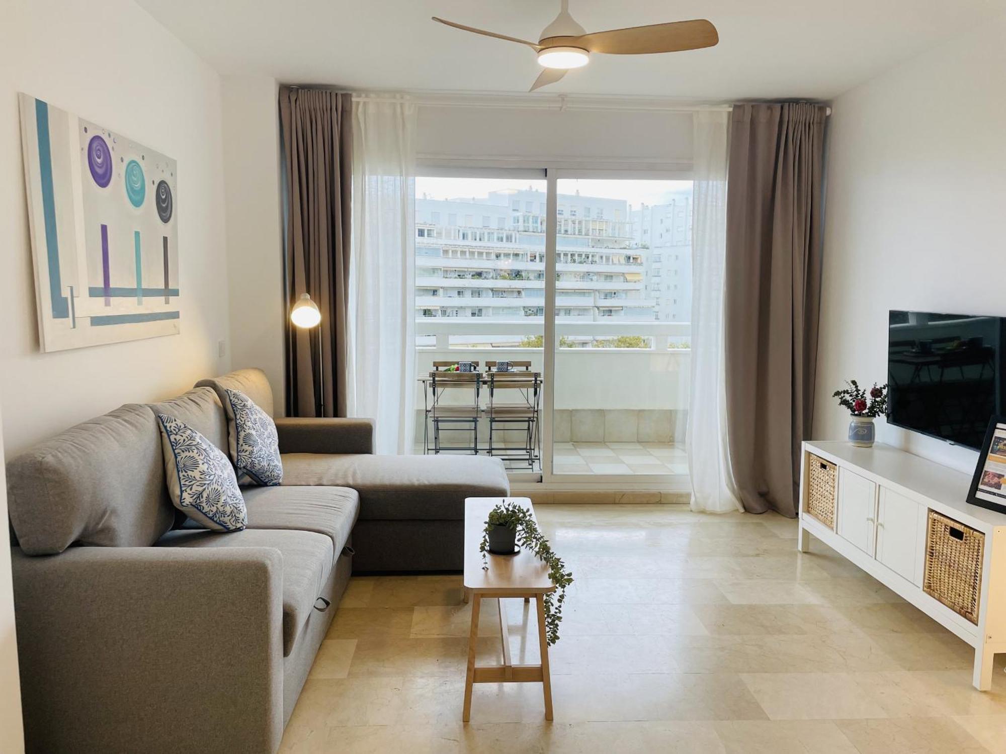 Sol De Con Vistas Al Mar, Piscina Y Cerca De La Playa Apartamento